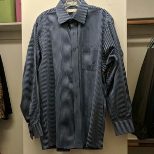 Michael Kors Men's shirt